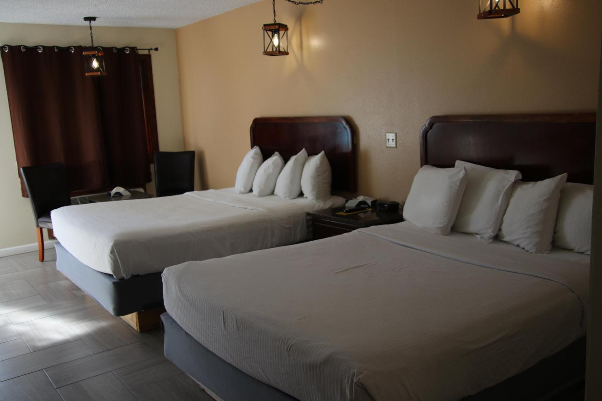Townhouse Motel Lusk Kültér fotó